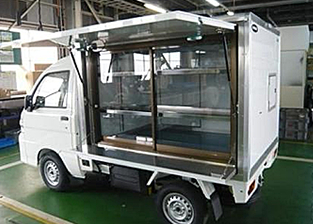 移動販売車（軽自動車）-冷凍機付左1方開-1